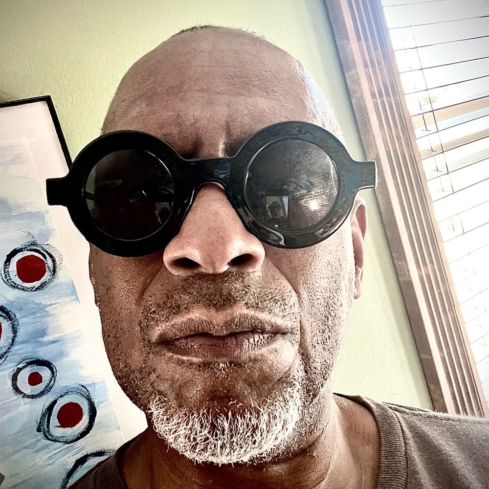 Meet your Posher, Clifton